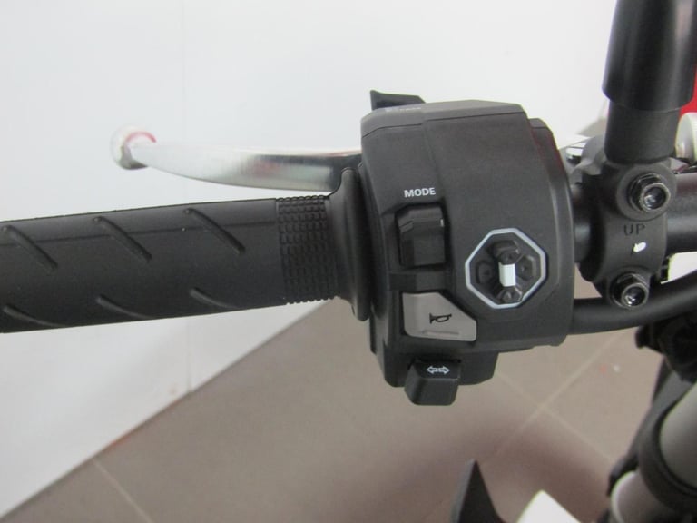 2025 Honda CB1000 HORNET - EX-DEMONSTRATOR