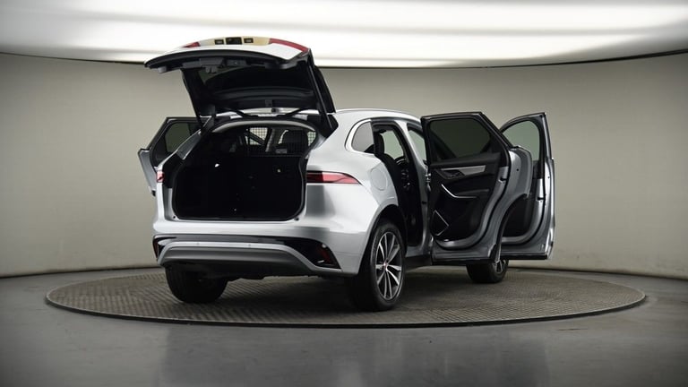 2022 Jaguar F-Pace 2.0 D200 MHEV R-Dynamic SE SUV 5dr Diesel Auto AWD Euro 6 (s/s) (204 ps) SUV D...