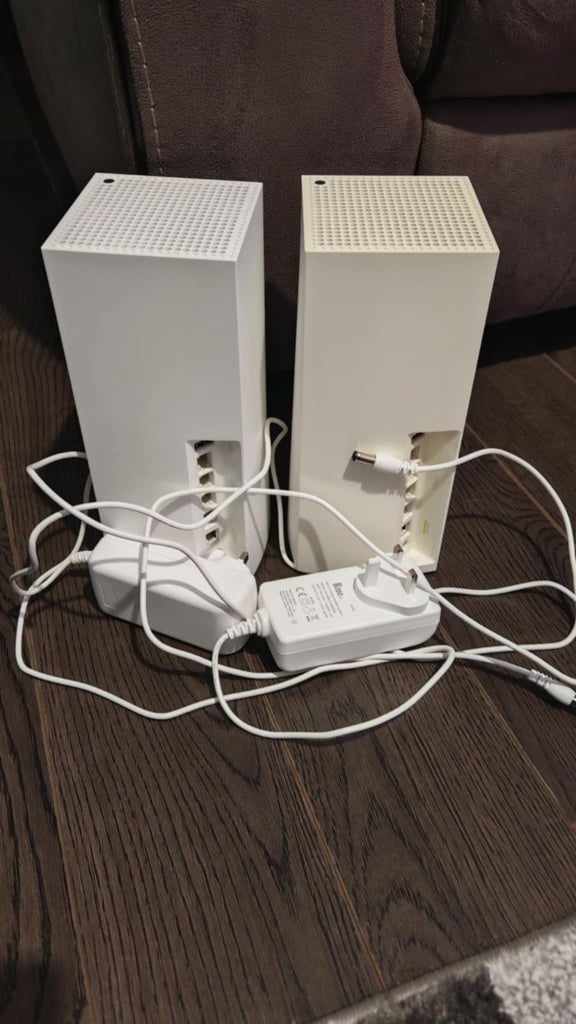 Pair of Linksys MX5300 mesh routers