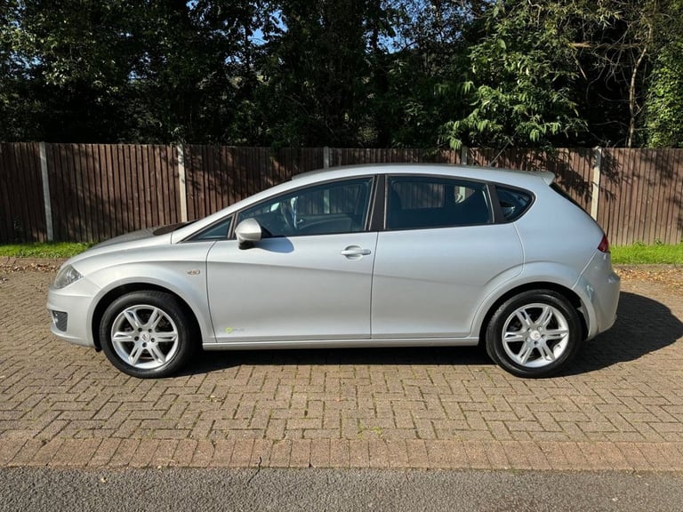 2012 SEAT Leon 1.6 CR TDI ECOMOTIVE S AC 5d 103 BHP Hatchback Diesel Manual