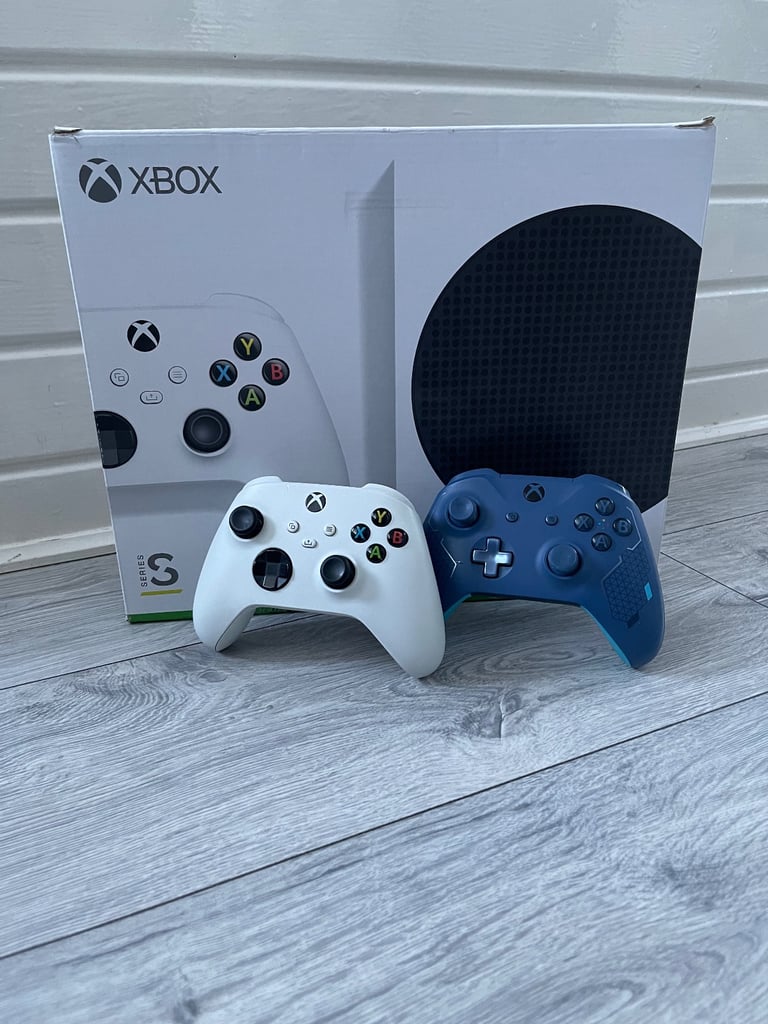 image for Xbox Series S *BOXED* / 512GB-With x2 Controllers & Leads