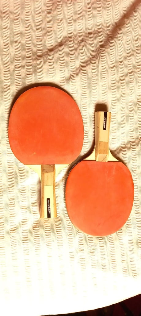 Pair Of Dunlop Table Tennis Bats In Ex Con