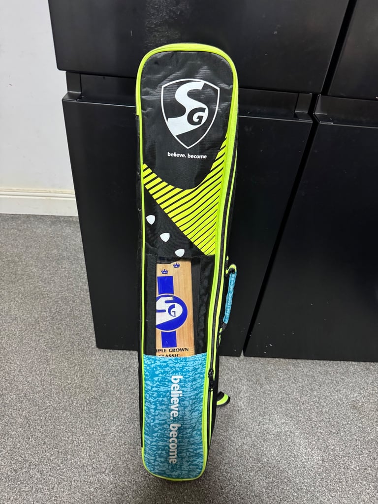 Orginal sg tripsl crown bat pro grade 