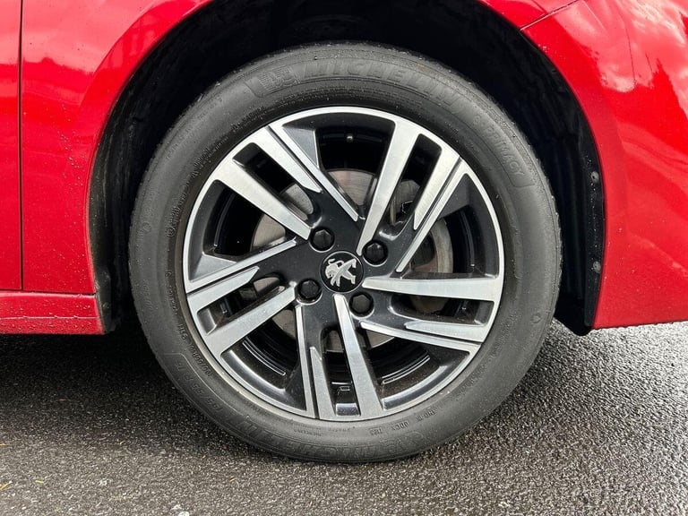 2023 Peugeot 208 1.2 PureTech Allure Premium + Hatchback 5dr Petrol EAT Euro 6 (s/s) (130 ps Hatc...