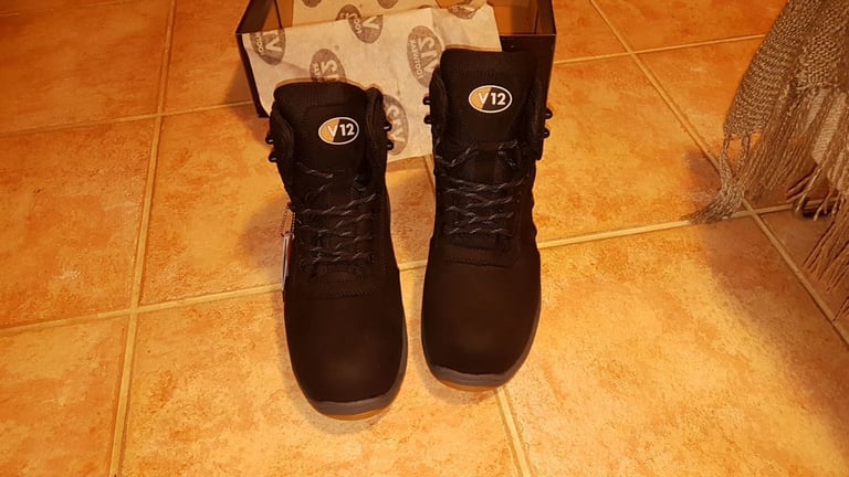 V12 lynx waterproof work boots
