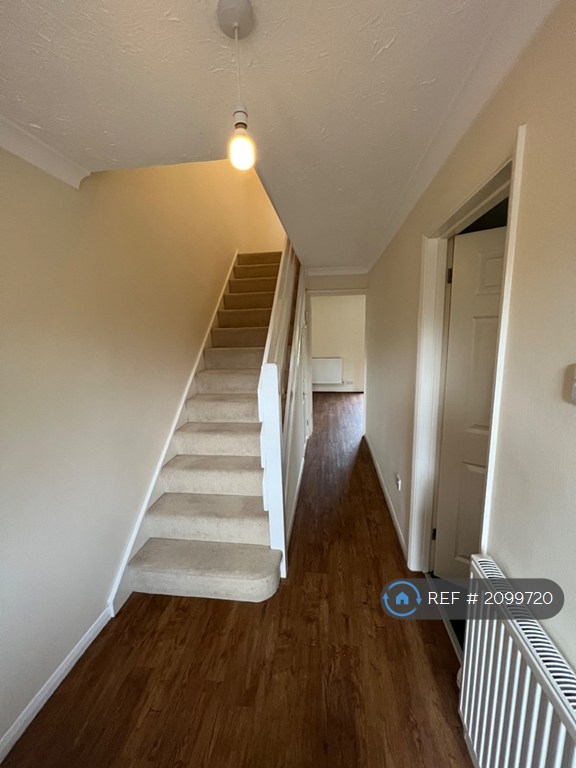 3 bedroom house in Lagonda Close, Newport Pagnell, MK16 (3 bed) (#2099720)