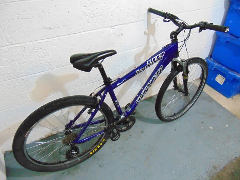 Specialized Hardrock (17 inch frame) Hardtail Mountain Bike (free local delivery)