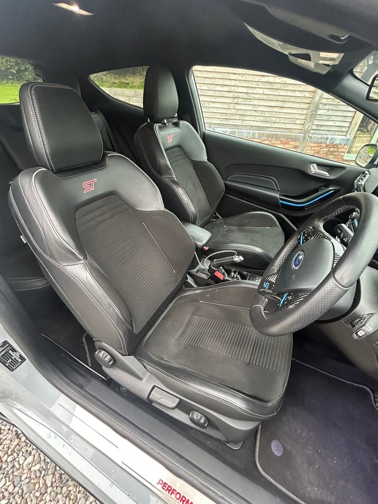 Ford, FIESTA, Hatchback, 2018, Manual, 1498 (cc), 3 doors