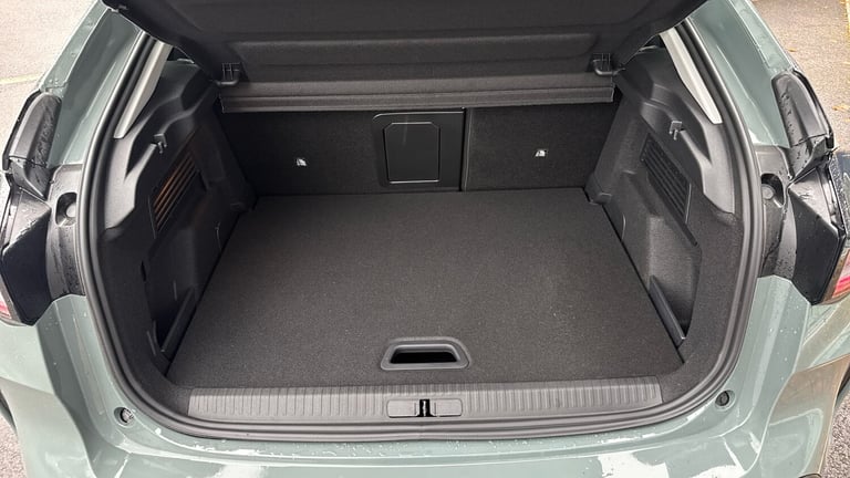 2025 Citroen C4 1.2 PureTech MAX Hatchback 5dr Petrol EAT8 Euro 6 (s/s) (130 ps) Hatchback Petrol...