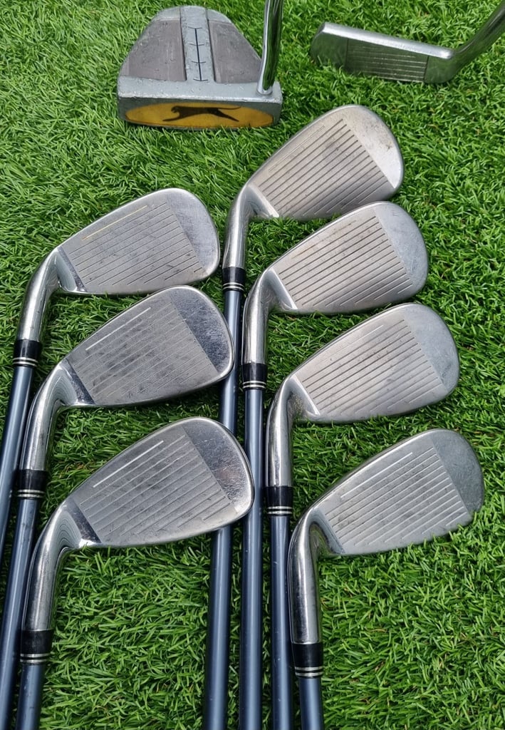 KING COBRA SZ - Lite flex Graphite 5-SW, Cobra OFFSET 3-5-7, putters x2 & trolley bag