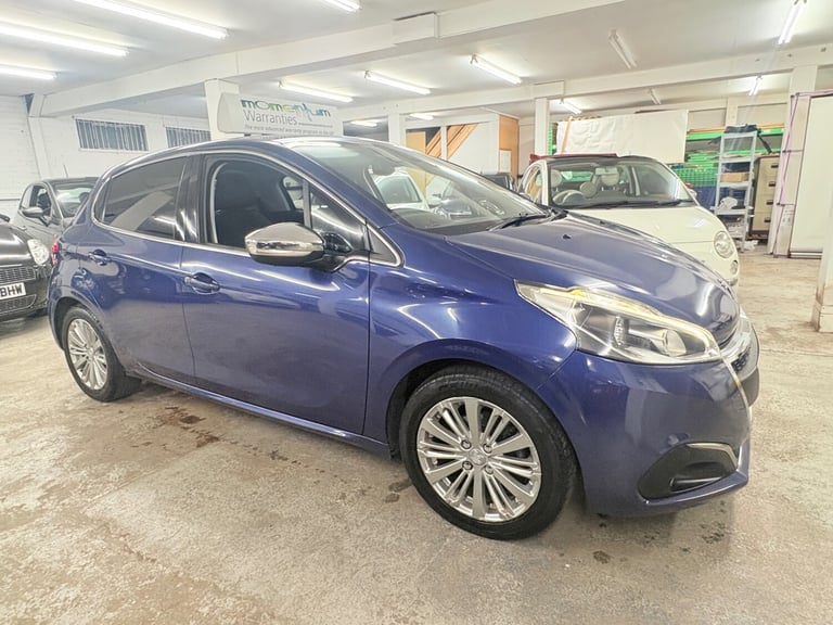 image for 2017 Peugeot 208 1.2 PureTech 82 Allure 5dr HATCHBACK Petrol Manual
