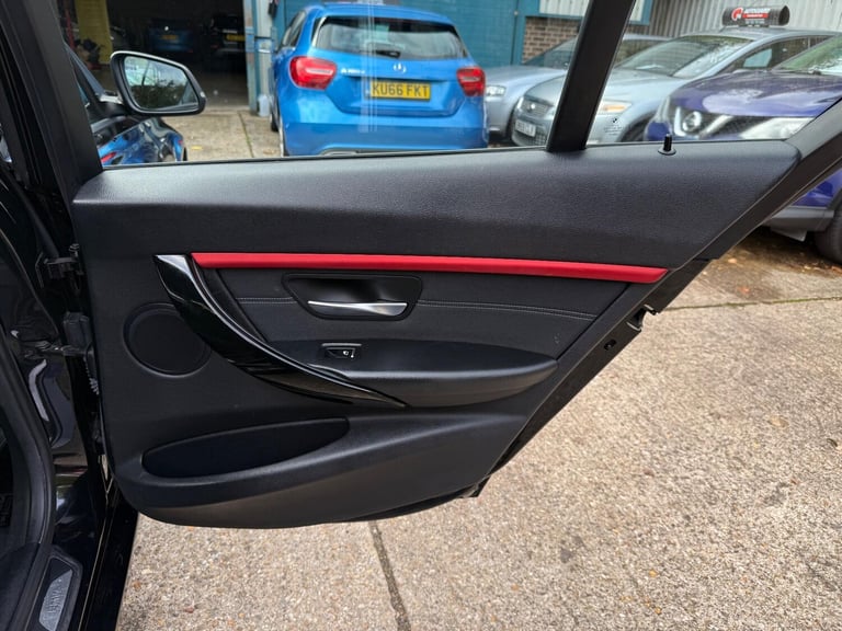 2015 BMW 3 Series 1.5 318i Sport Saloon 4dr Petrol Manual Euro 6 (s/s) (136 ps) SALOON Petrol Manual