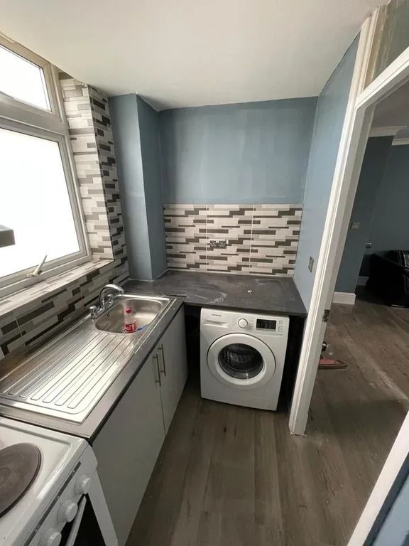 One bedroom flat in Northolt UB56ES