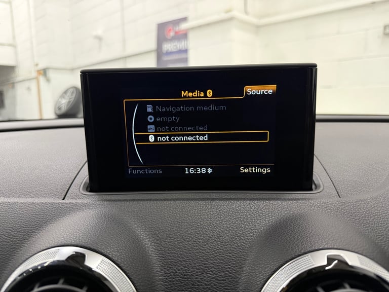 2015 65 AUDI S3 2.0 TFSI QUATTRO NAV 300BHP 4WD 3 DOOR HATCHBACK WHITE EURO 6