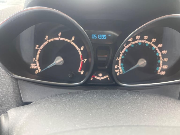 2015 Ford Fiesta 1.25 Zetec Euro 6 5dr HATCHBACK Petrol Manual