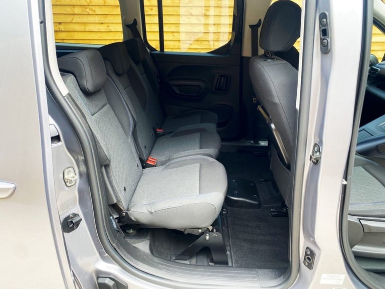 2022 Peugeot RIFTER HORIZON RS PLUS AU 5 Seat Auto Wheelchair Accessible Disabled Access Vehicle ...