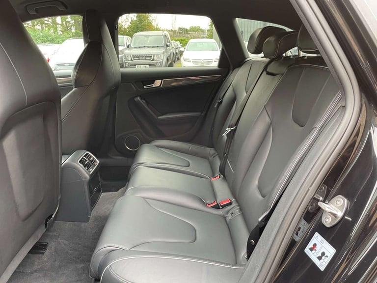 2014 Audi A4 4.2 RS 4 FSI Quattro Auto 4WD 5dr Estate Petrol Automatic