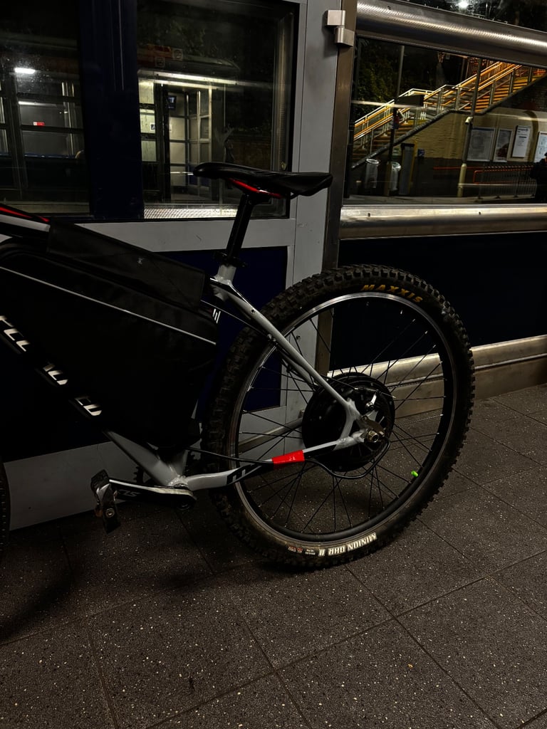 E-Bike 2000w 52v 18.5ah