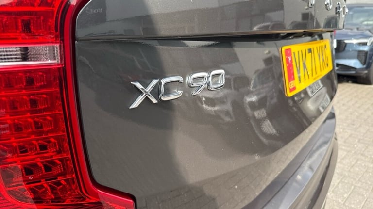 2021 Volvo XC90 Recharge R-Design Pro, T8 AWD plug-in hybrid, 7 Seats Estate Petrol Parallel PHEV...