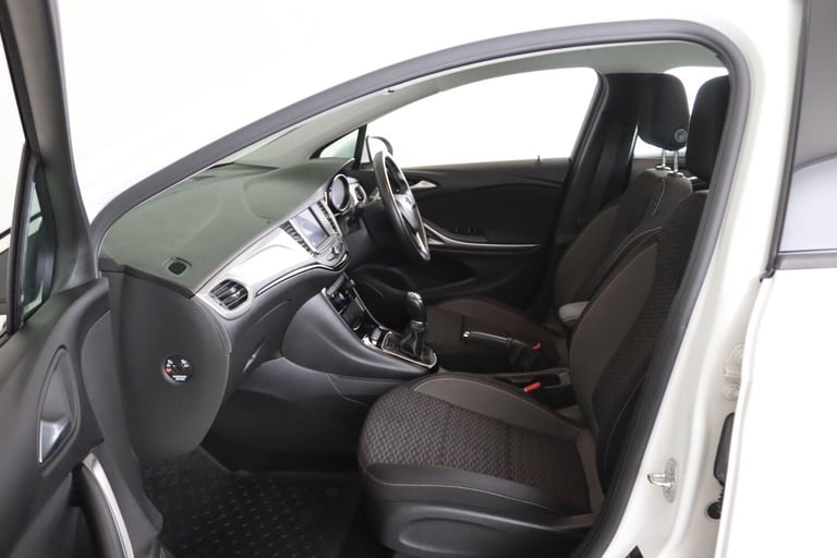 2020 Vauxhall Astra 1.2 Turbo SRi Euro 6 (s/s) 5dr HATCHBACK Petrol Manual