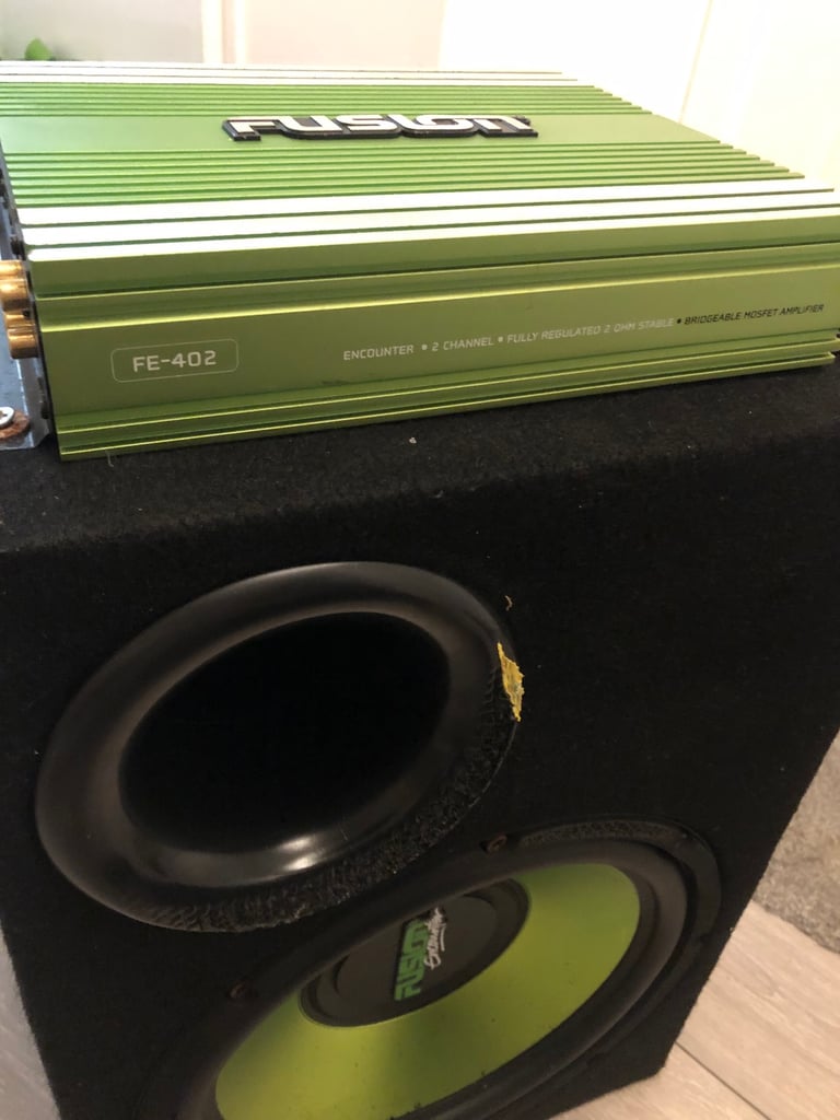 Fusion subwoofer and amp 