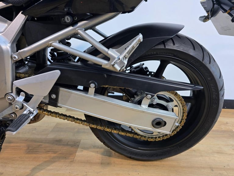 Yamaha FZ6 Fazer 600 Black 2004 - Crash Bobbins, Underseat Exhausts, 