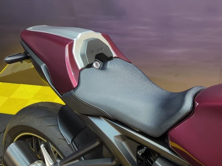 Honda CB 1000 R 2023 Low Miles Extras Fitted Stunning Colour