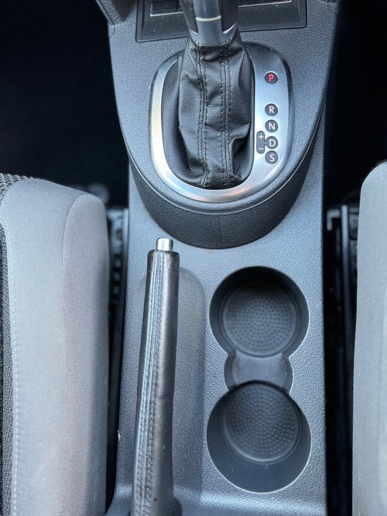 2011 Volkswagen Touran 2.0 TDI SE 5dr DSG MPV Diesel Automatic