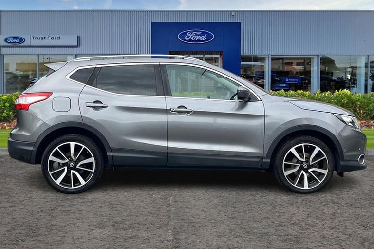 2016 Nissan Qashqai 1.2 DiG-T Tekna [Non-Panoramic] 5dr HATCHBACK PETROL Manual