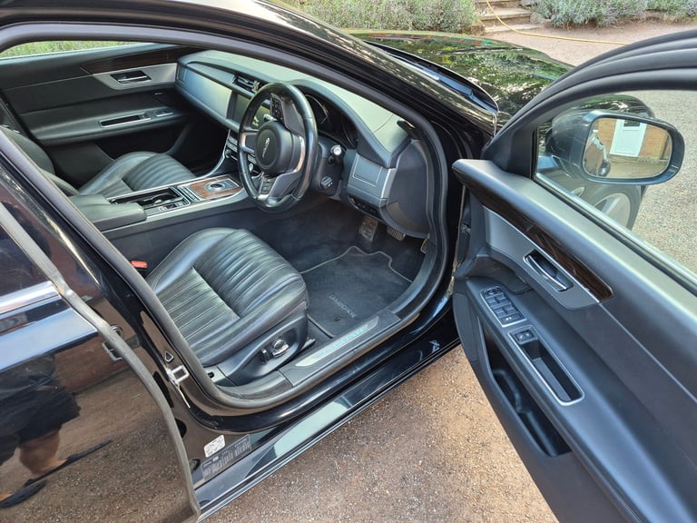 Jaguar, XF, Estate, 2018, Other, 1997 (cc), 5 doors