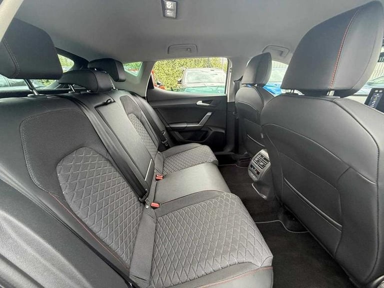 2025 SEAT Leon 1.5 eTSI 150 FR 5dr DSG [DAP] Automatic Hatchback Hybrid Automatic