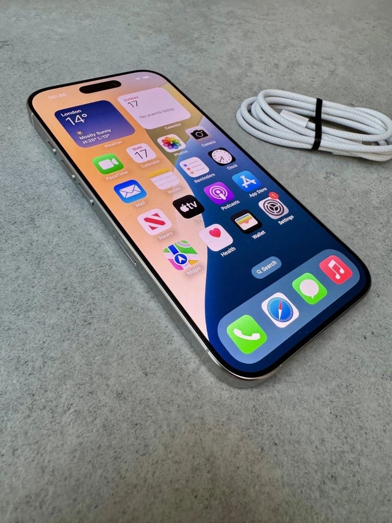 Apple iPhone 16 Pro 512GB, White Titanium - Excellent Condition - Warranty - Factory Unlocked