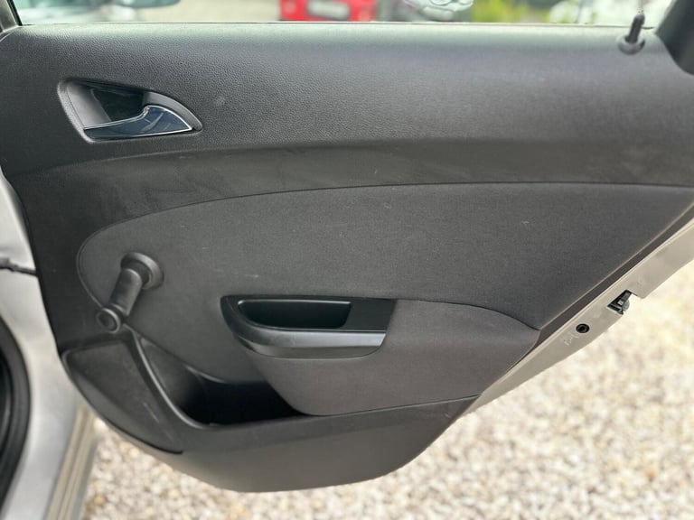 2015 Vauxhall Astra 1.6i SRi Euro 6 5dr HATCHBACK Petrol Manual