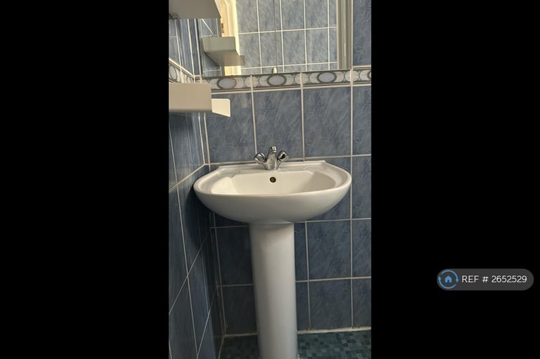 2 bedroom house in Turnpike Lane, Haringey, N8 (2 bed) (#2652529)