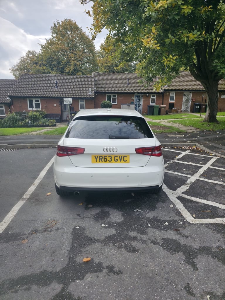 Audi, A3, Hatchback, 2013, Manual, 1598 (cc), 3 doors