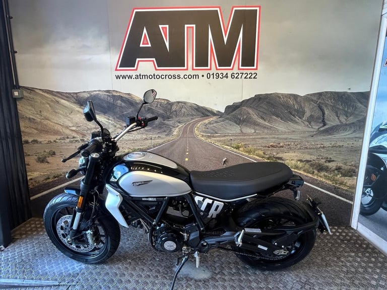 DUCATI SCRAMBLER ICON 800 2023, 8K MILES, EXCELLENT CONDITION, (ATMOTORCYCLES) 