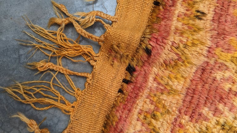 silky wool vintage rug 250 x 125 cm