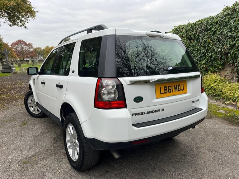 2012 Land Rover Freelander 2 2.2 TD4 XS CommandShift 4WD Euro 5 5dr ESTATE Diesel Automatic