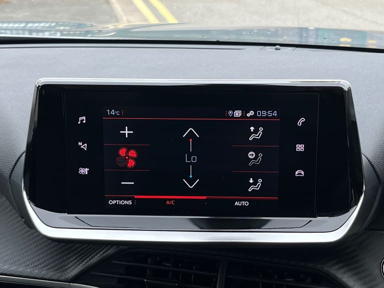  Peugeot 2008 SUV 1.2 Puretech Allure Premium  Plus Suv 5dr Petrol Eat Euro 6