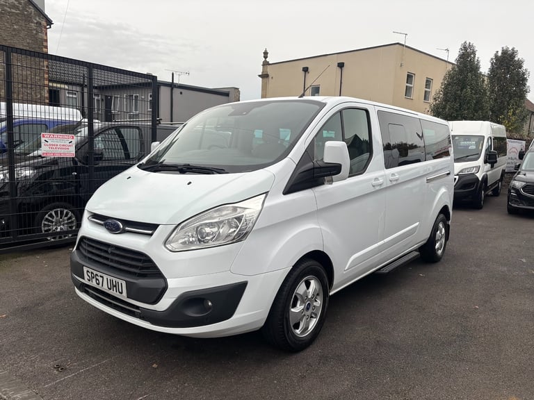 2017 Ford Tourneo Custom 2.0 TDCi 130ps Low Roof 9 Seater Titanium Minibus Diesel Manual