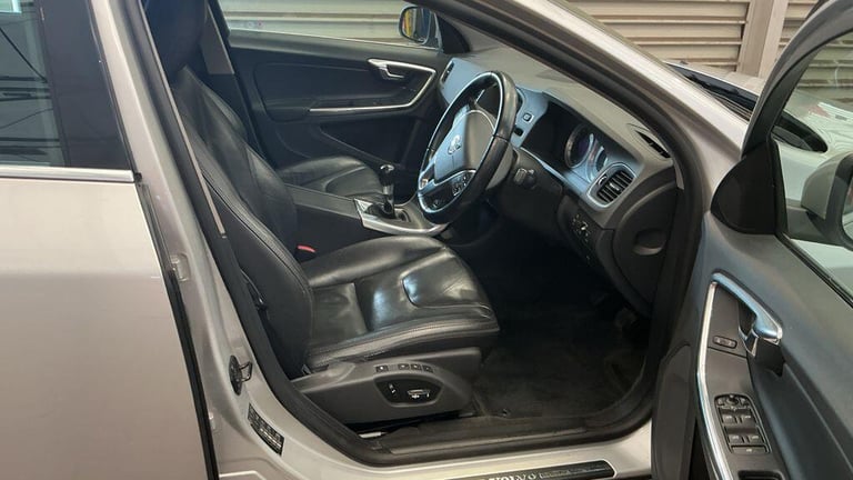 2012 Volvo S60 2.0 D3 SE Lux Euro 5 (s/s) 4dr SALOON Diesel Manual