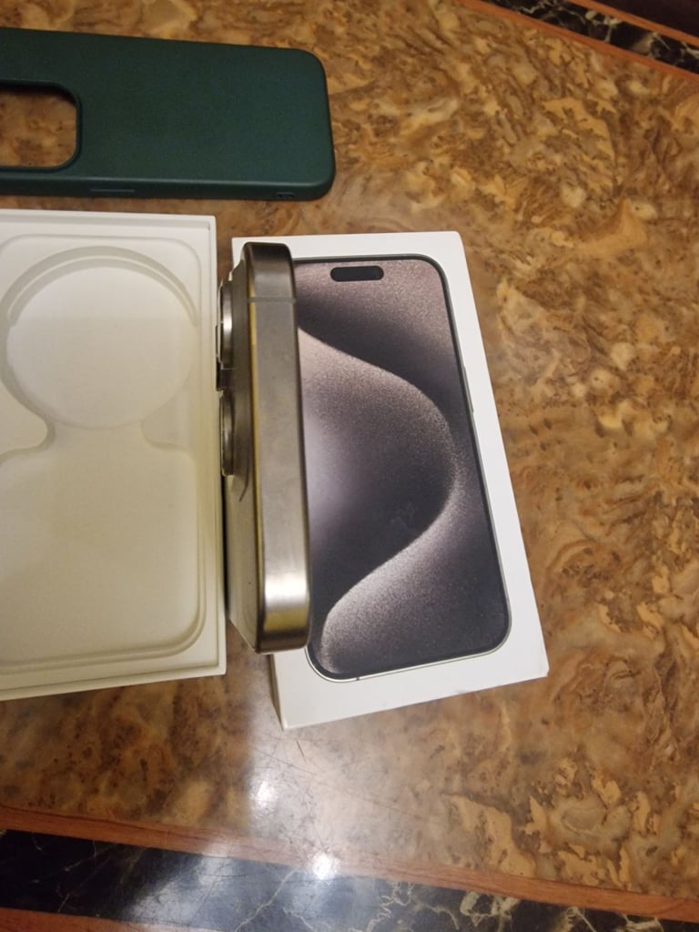 Iphone 15 pro 256gb mint 