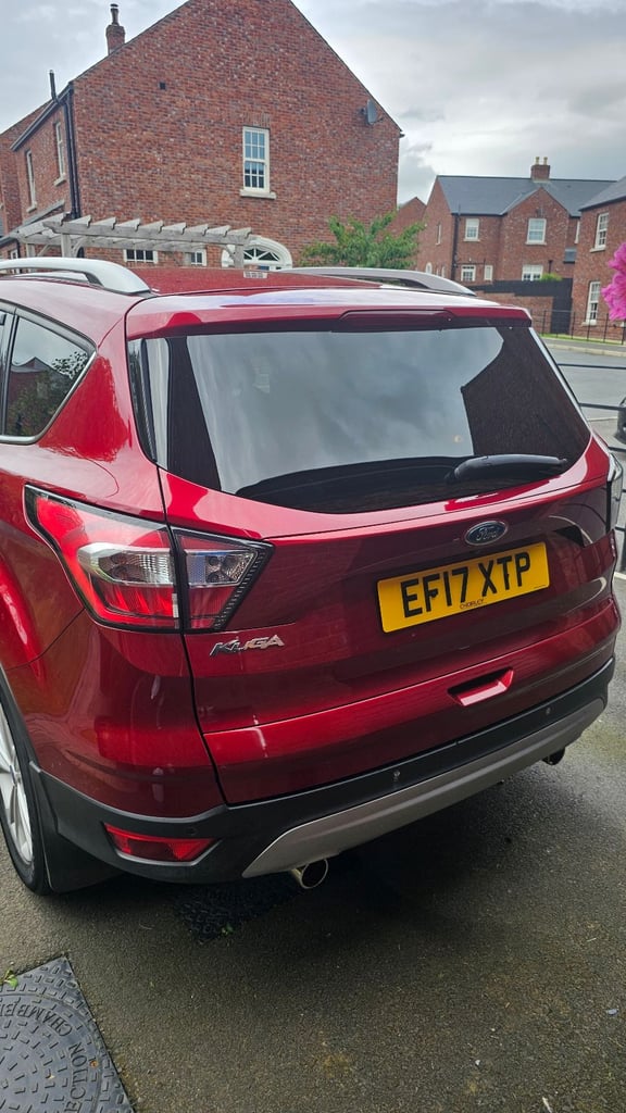 Ford, KUGA, Hatchback, 2017, Manual, 1498 (cc), 5 doors
