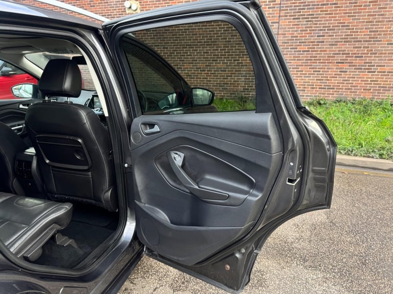 2016 Ford Kuga 2.0 TDCi 180 Titanium X Sport 5dr Powershift HATCHBACK DIESEL Automatic