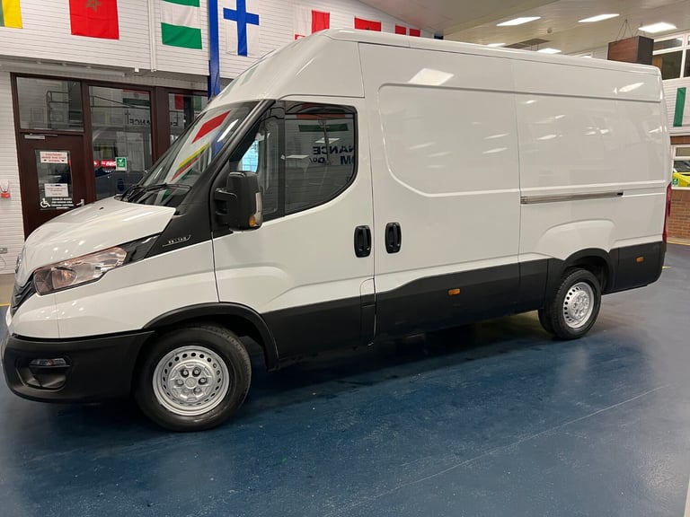 2023 Iveco Daily 35S14 3520WB 2.3 HPI DIESEL 136PS MWB MEDIUM HIGH ROOF VAN (EURO 6) PANEL VAN Di...