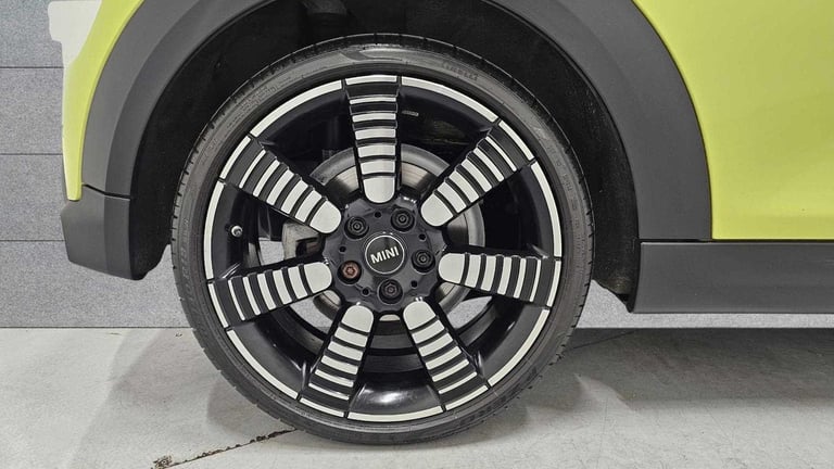 2022 MINI Hatch 1.5 Cooper Exclusive 3dr Auto Hatchback Petrol Automatic