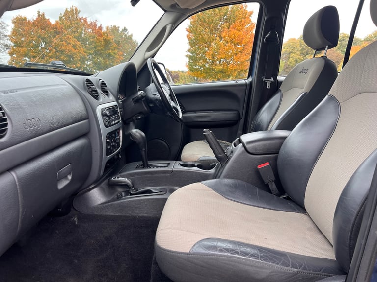 Jeep, CHEROKEE, Estate, 2004, Other, 3700 (cc), 5 doors