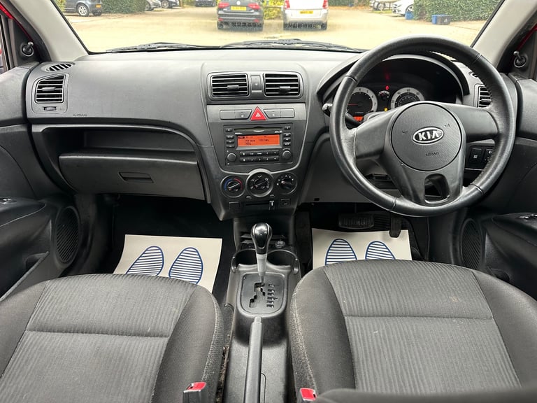 2011 KIA Picanto 2 Automatic 1.1L Petrol Full Kia Service History 1YR NEW MOT 44,000 Mileage 1 OWNER