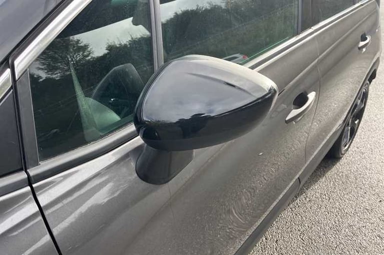 2021 Vauxhall Crossland 1.2i (83 PS) Griffin 5 Door Petrol SUV *** 1 Private Owner from New ***  ...