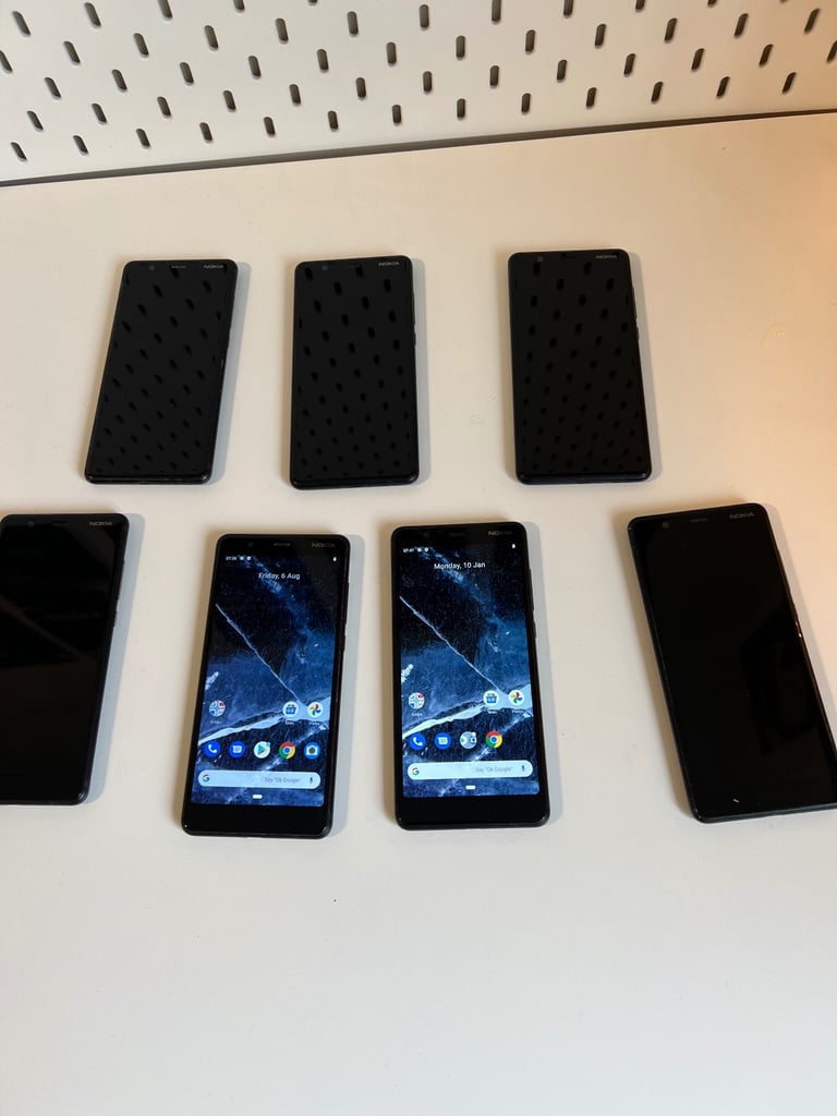 Nokia 5.1 smartphone android 16 GB unlocked , big screen , new condition 